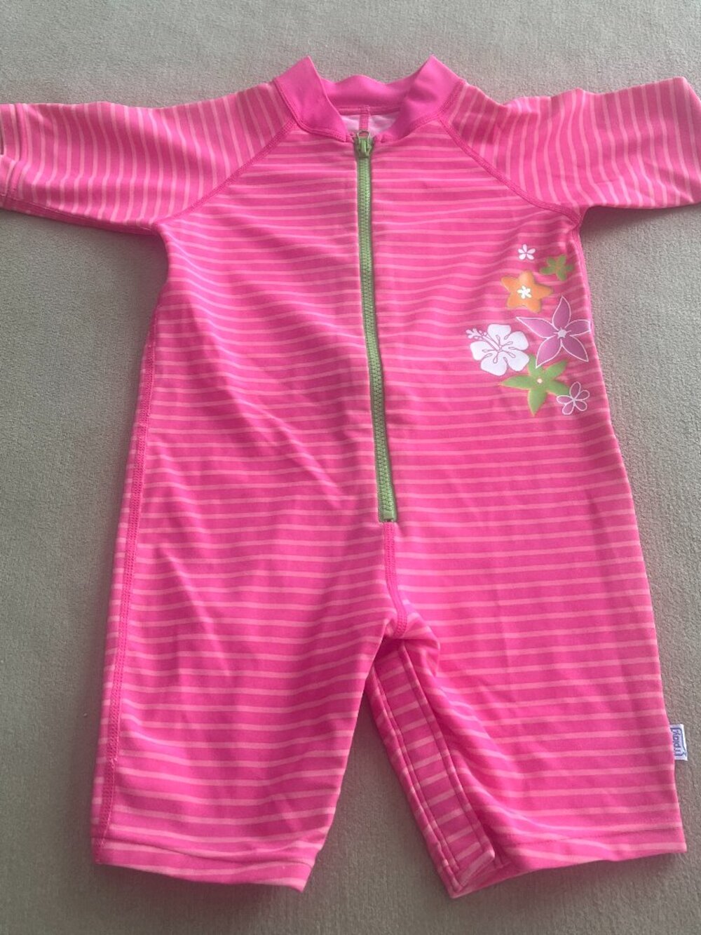 I Play Baby Girl Red & Pink Stripes Flower Rush Guard Short Sleeves Size 12 M
